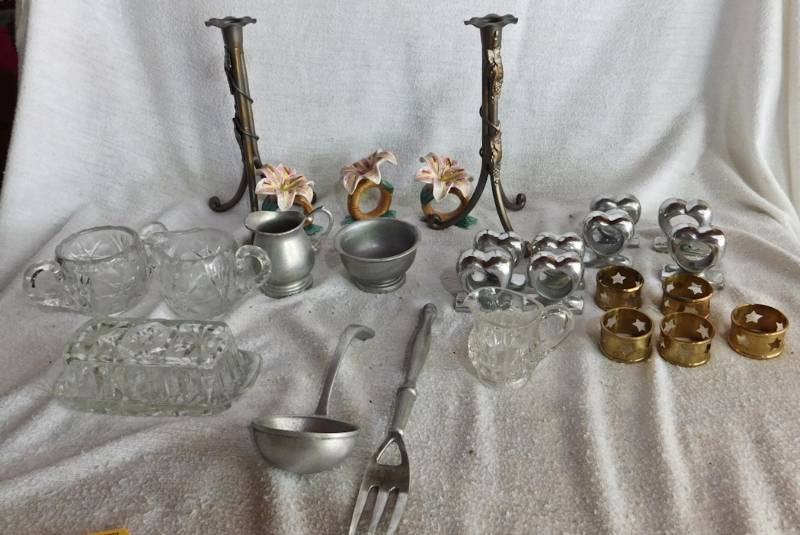 lot 89 image: more candle holders napkins ring serving items