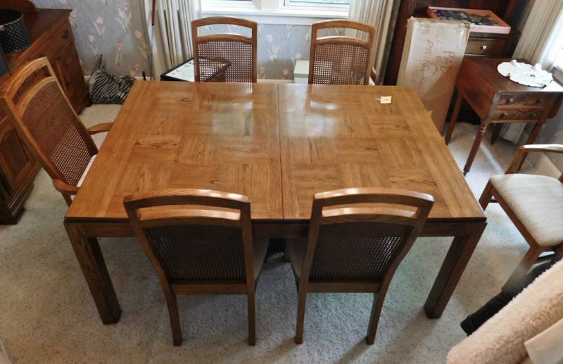 lot 1 image: beautiful vintage Dining room table and 6 chairs 65 x 42