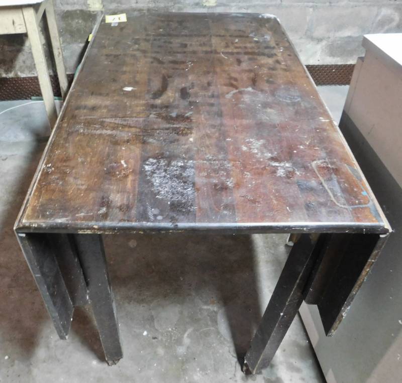 lot 17 image: vintage farm table drop leaf table