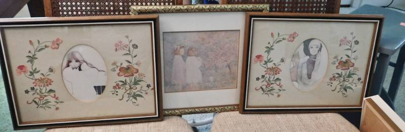 lot 22 image: 3 pieces framed art