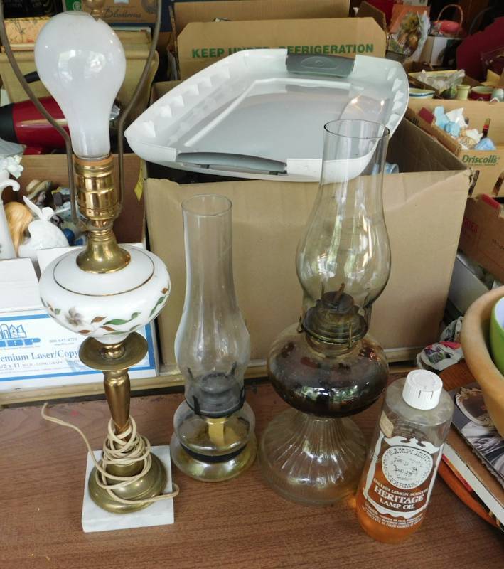 lot 171 image: 2 vintage oil burning lamps and 1 antique lamp