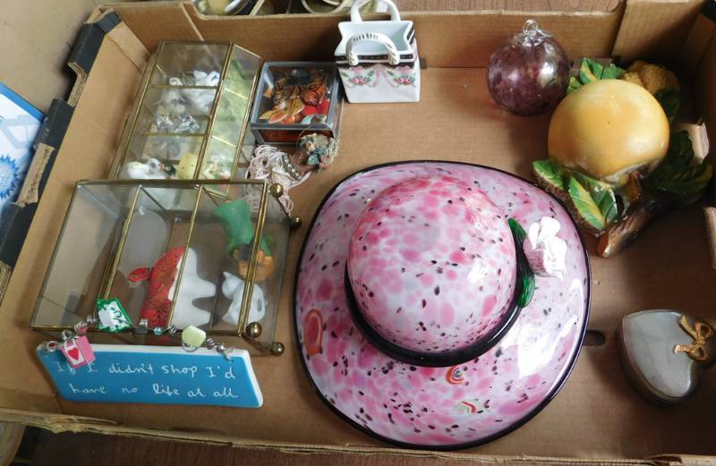 lot 172 image: vintage glass hat, chalkware fruit wall art and more