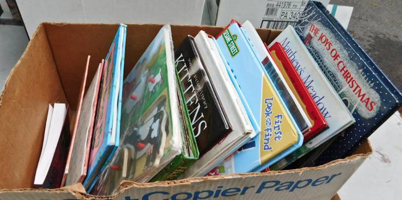 lot 126 image: lot of childrens books