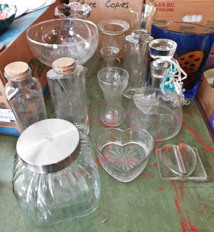 lot 150 image: large lot of glass items vases and more