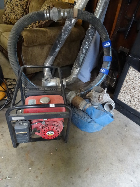 lot 4 image: Bradley Sewer Plus 3 Water Pump.