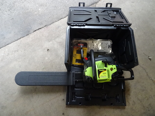 lot 6 image: Poulan Model 3816 Chainsaw