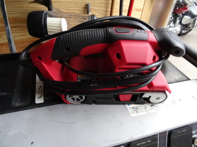 lot 41 image: Skill 3 X 18 Belt Sander,
