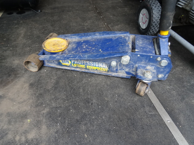 lot 45 image: Napa Model 7916420 Rolling Trolley Jack