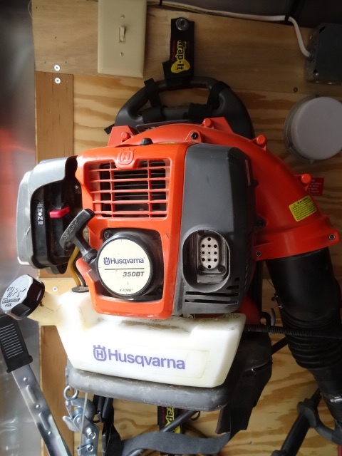 lot 49 image: Husqvarna 350 Bt Back Pack Blower,