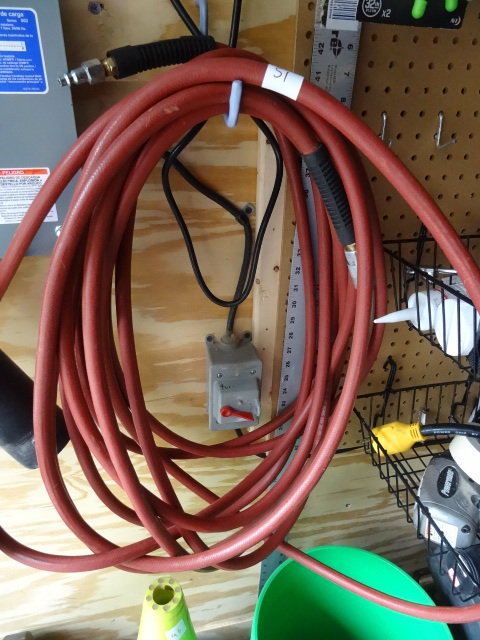 lot 51 image: Air Hose