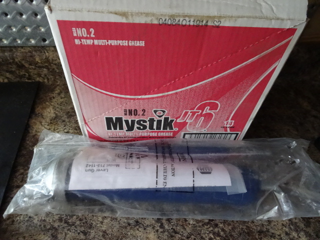 lot 64 image: Brand New Grease Gun