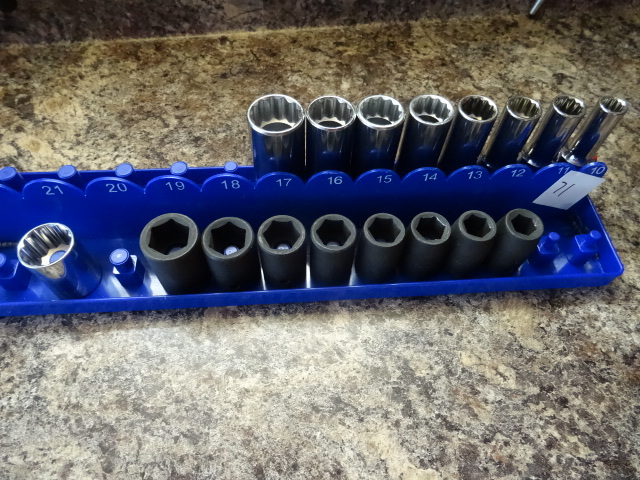 lot 71 image: Metric Sockets, Metric