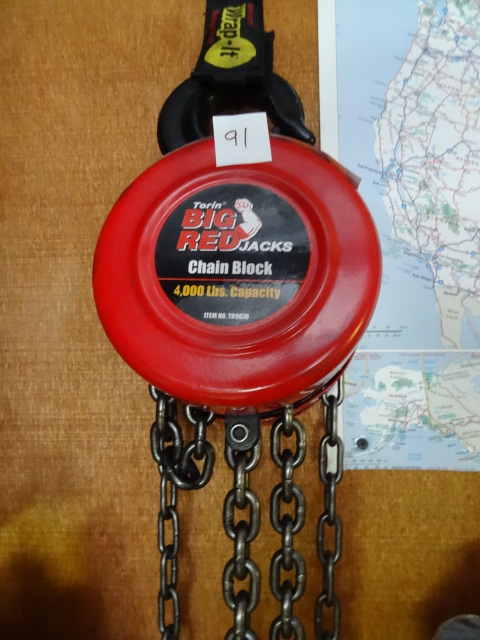 lot 91 image: Torin Big Red 4000 lb. Chain Block