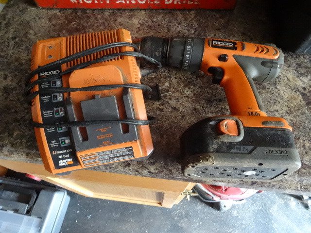 lot 114 image: Ridgid 18 Volt Drill. 1 Battery