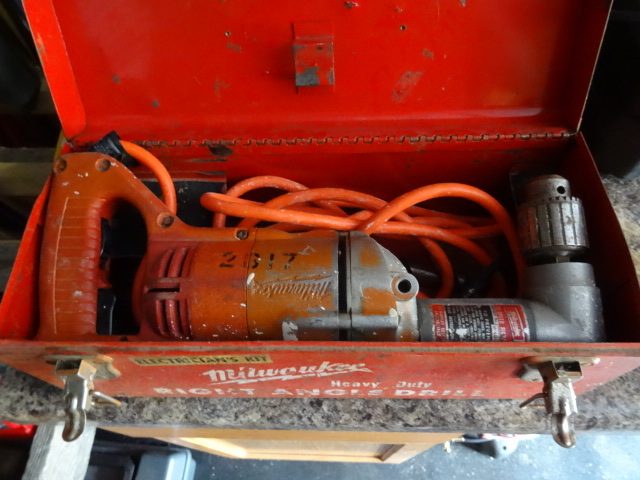 lot 116 image: Milwaukee  Right Angle Drill