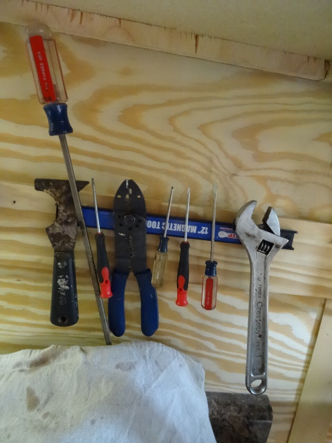 lot 131 image: Misc Tools