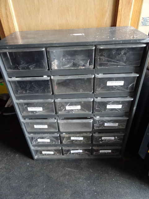 lot 165 image: 18 Drawer Bin of Misc Screws and Misc