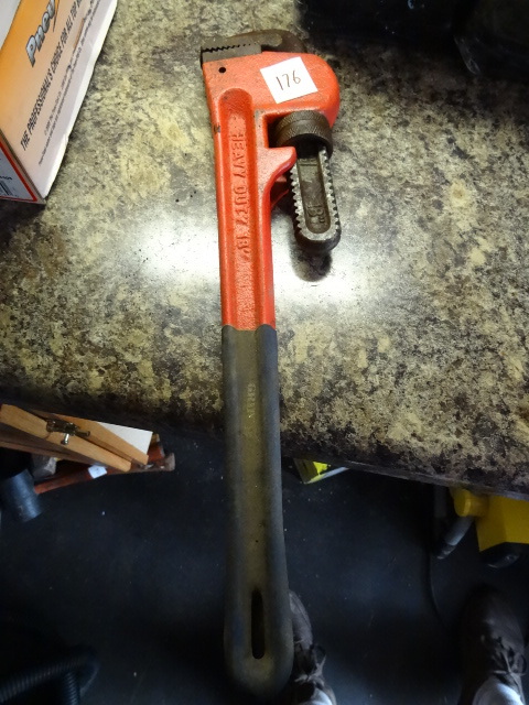 lot 176 image: 18 Pipe Wrench