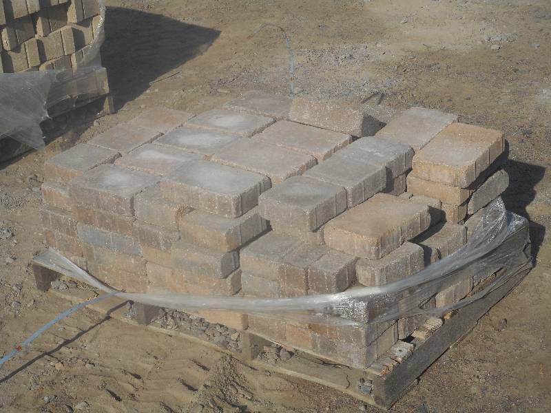 (1) Pallet Of Unused Tumbled 2.5-T...
