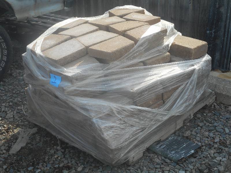 (1) Pallet Of Unused 2.5-Thick Wal...