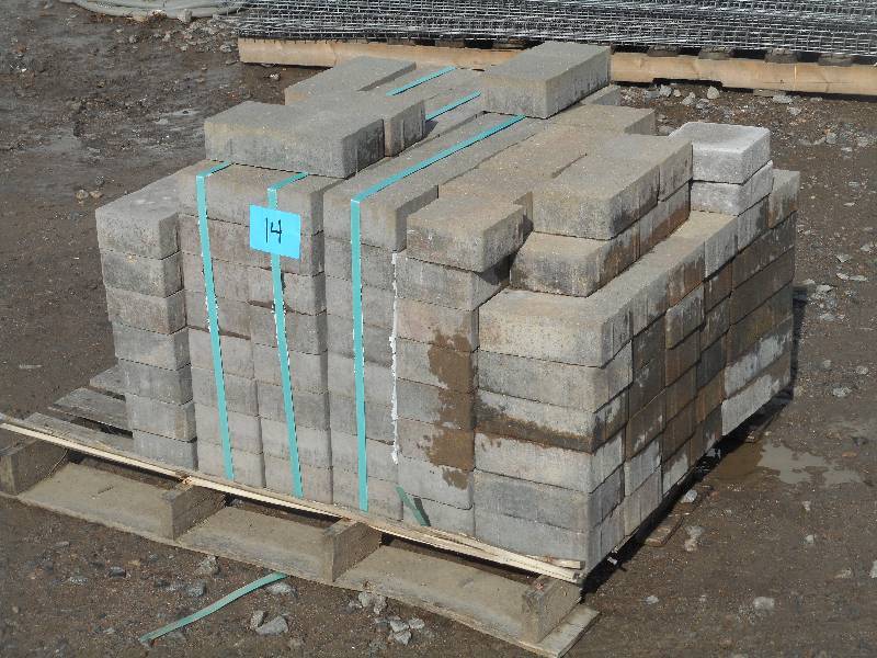 (1) Pallet Of Unused Paver Stones