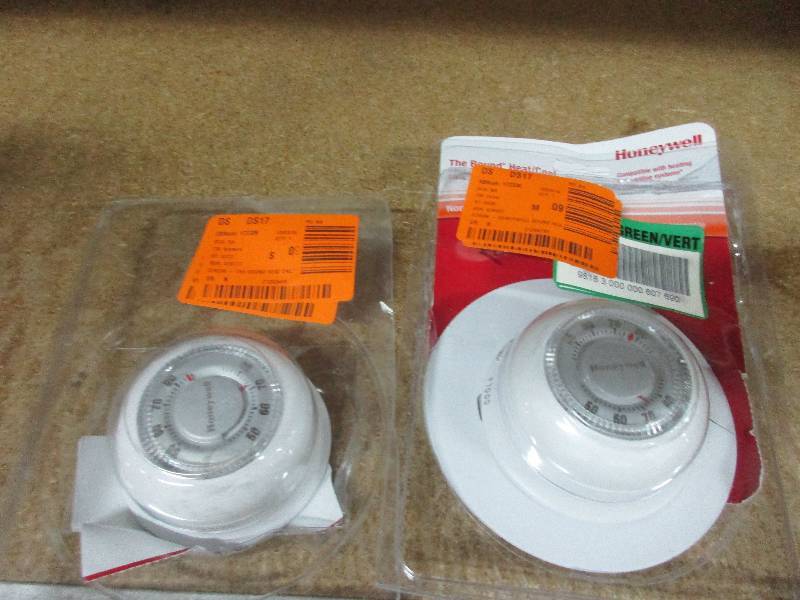 2 Thermostats