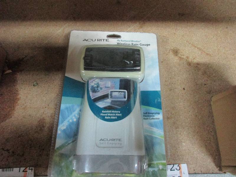 Wireless rain gauge