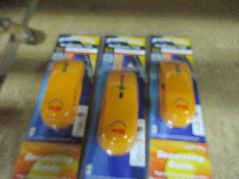 3 Stud Sensors