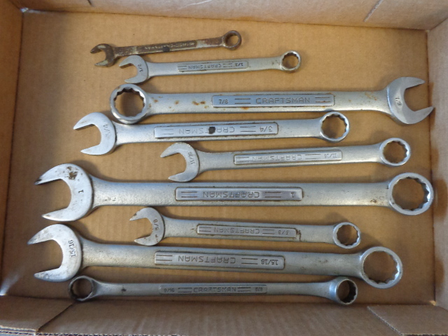 lot 8 image: Tools