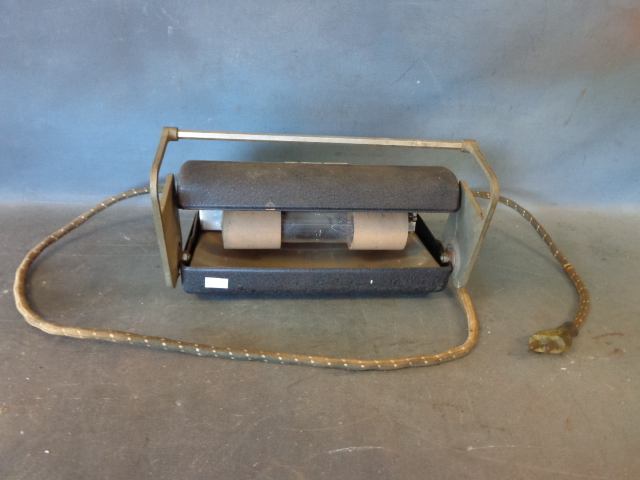 lot 14 image: Sperti Heating Lamp