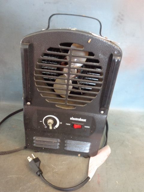 lot 78 image: Electric Heater