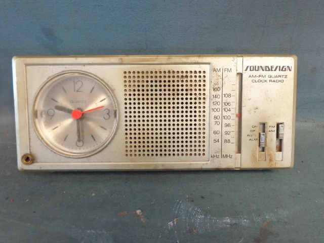 lot 92 image: Radio