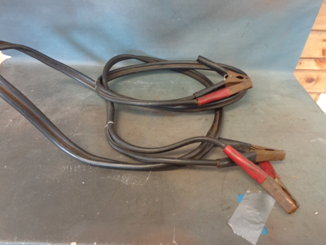 lot 113 image: Jumper Cables