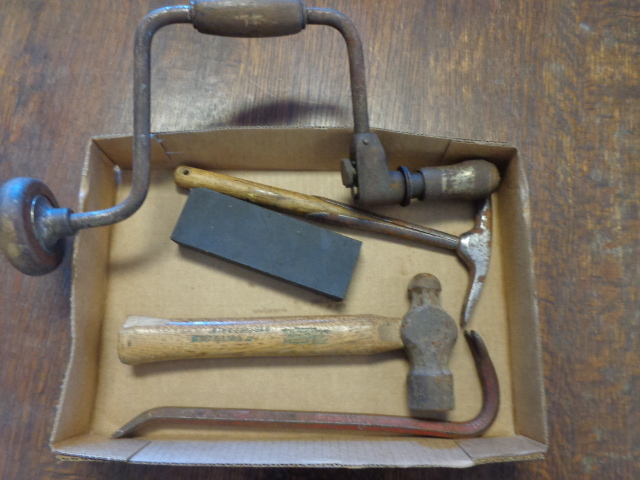 lot 196 image: Hand Tools