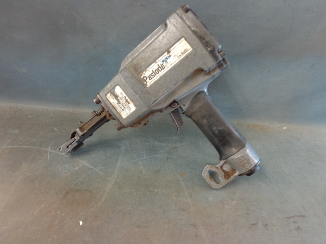 lot 190 image: Air Gun