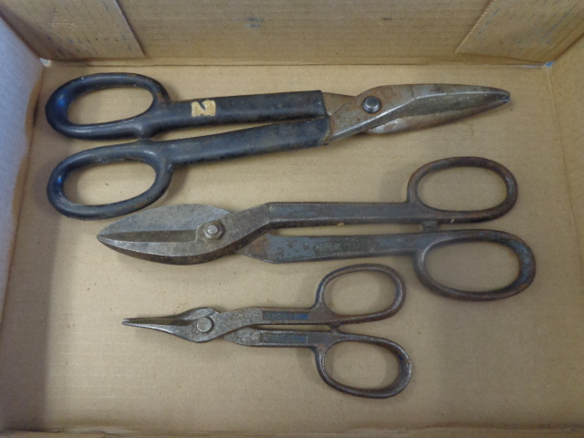 lot 202 image: Tin Snips