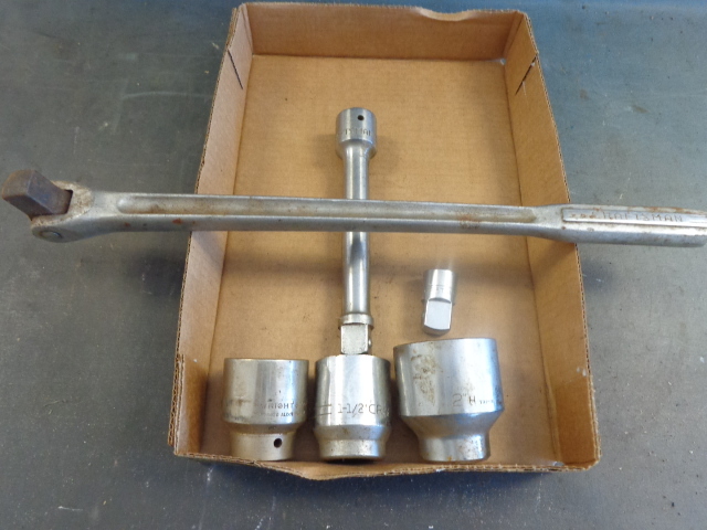 lot 231 image: Truck Tools