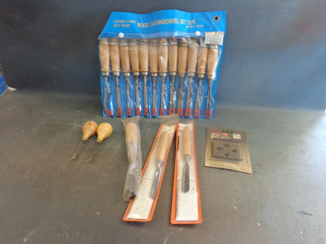 lot 236 image: Wood Chisel Set
