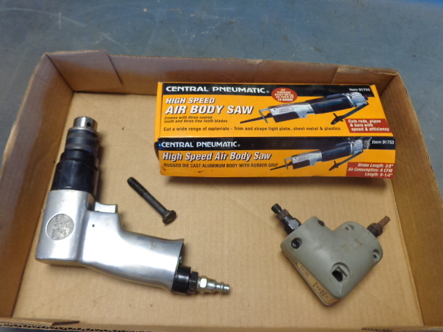 lot 284 image: Pneumatic Tools