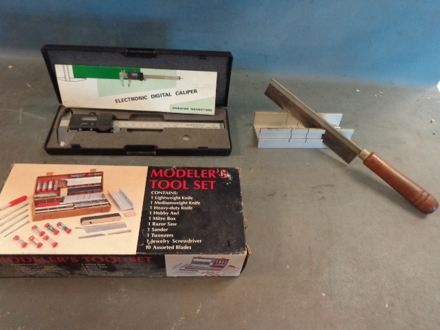 lot 304 image: Tools