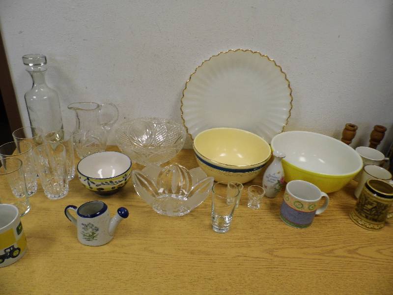 Pyrex Bowl & Kitchen Misc