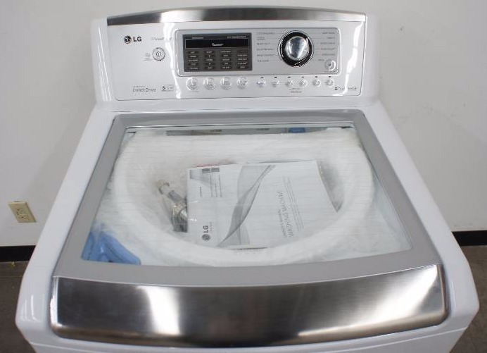 lot 2 image: LG Washer - Model # (WT5070CW)
