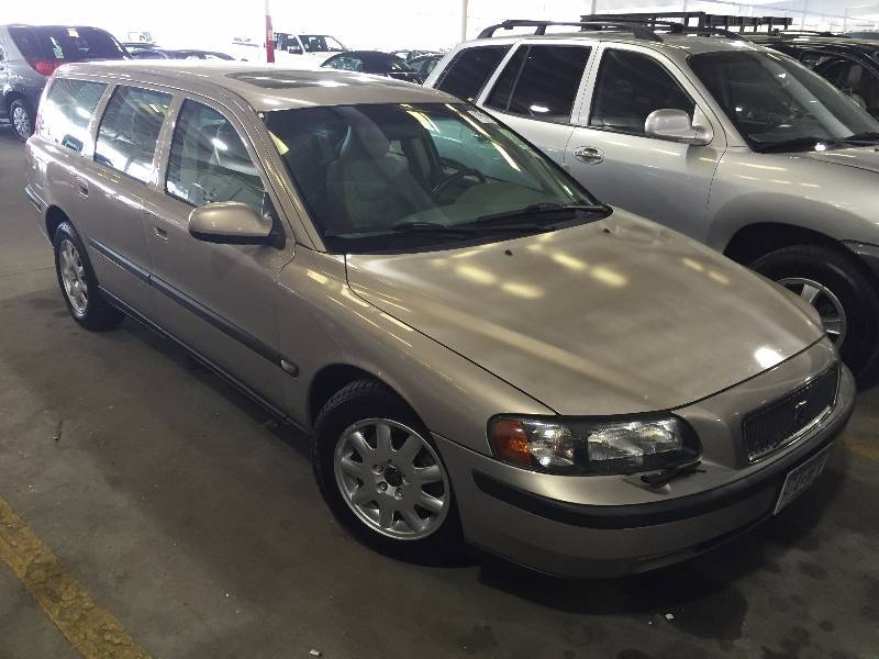 2002 Volvo V70