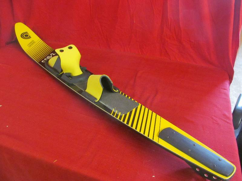 Cypress Garden CGS-2 water ski