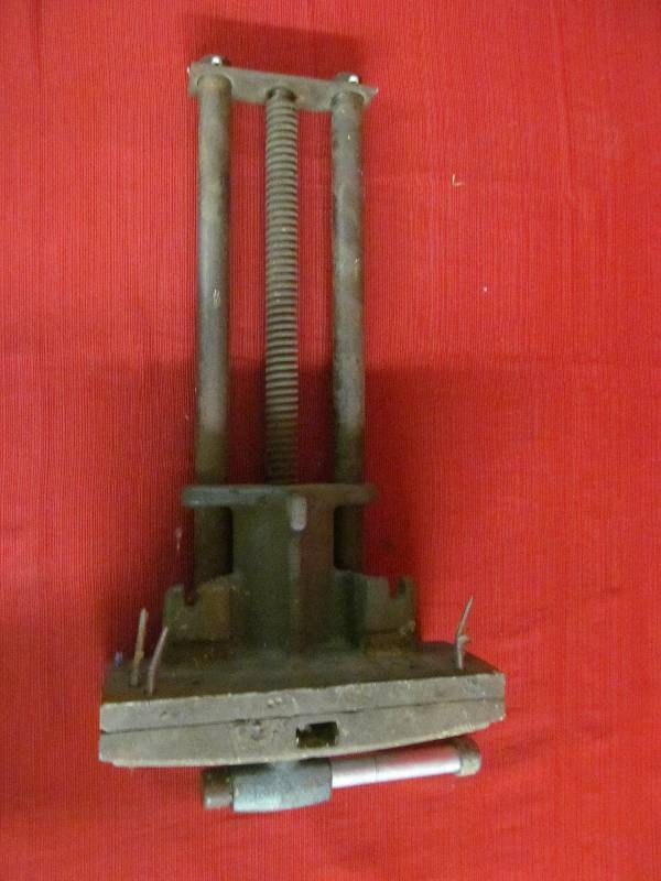 Wilton bench vise
