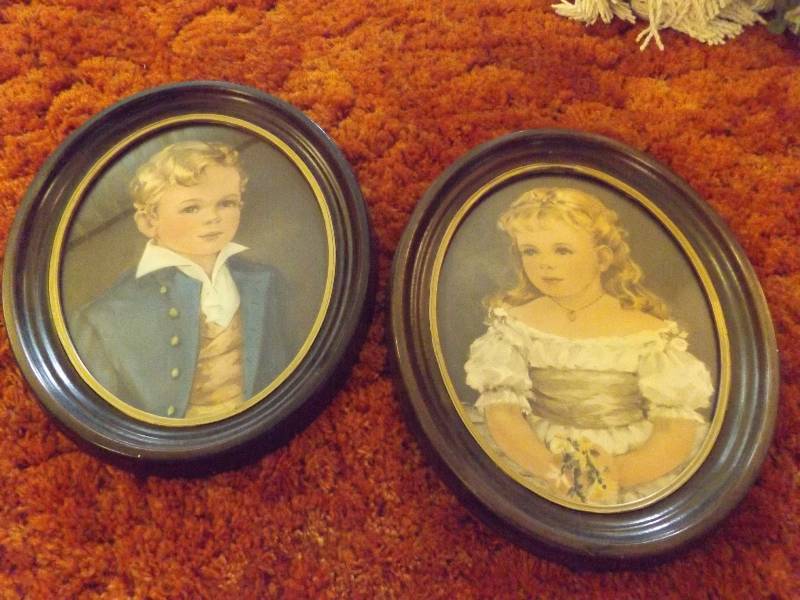 Pair of Wall Hangings - Boy and Girl