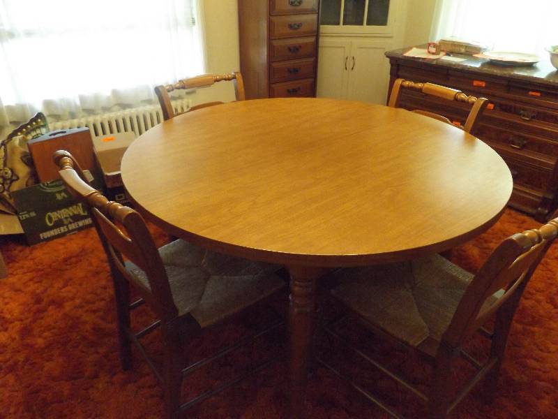 Dining Room Set