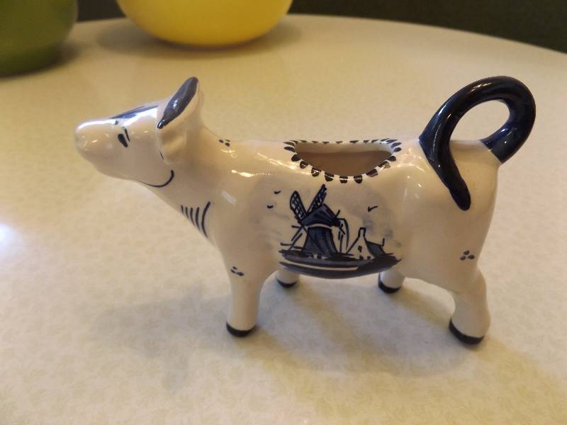Delft Cow Creamer
