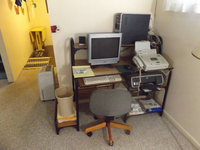 Complete Computer Setup including desk and chair