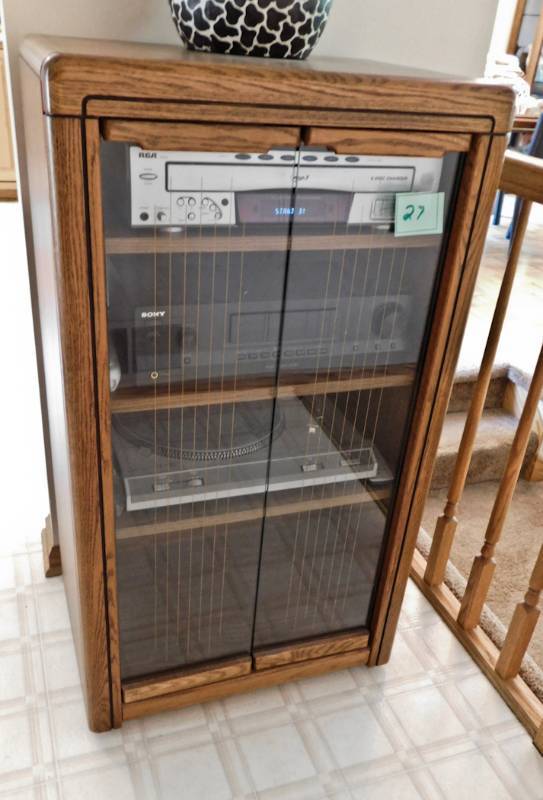 lot 27 image: stereo cabinet and stereo